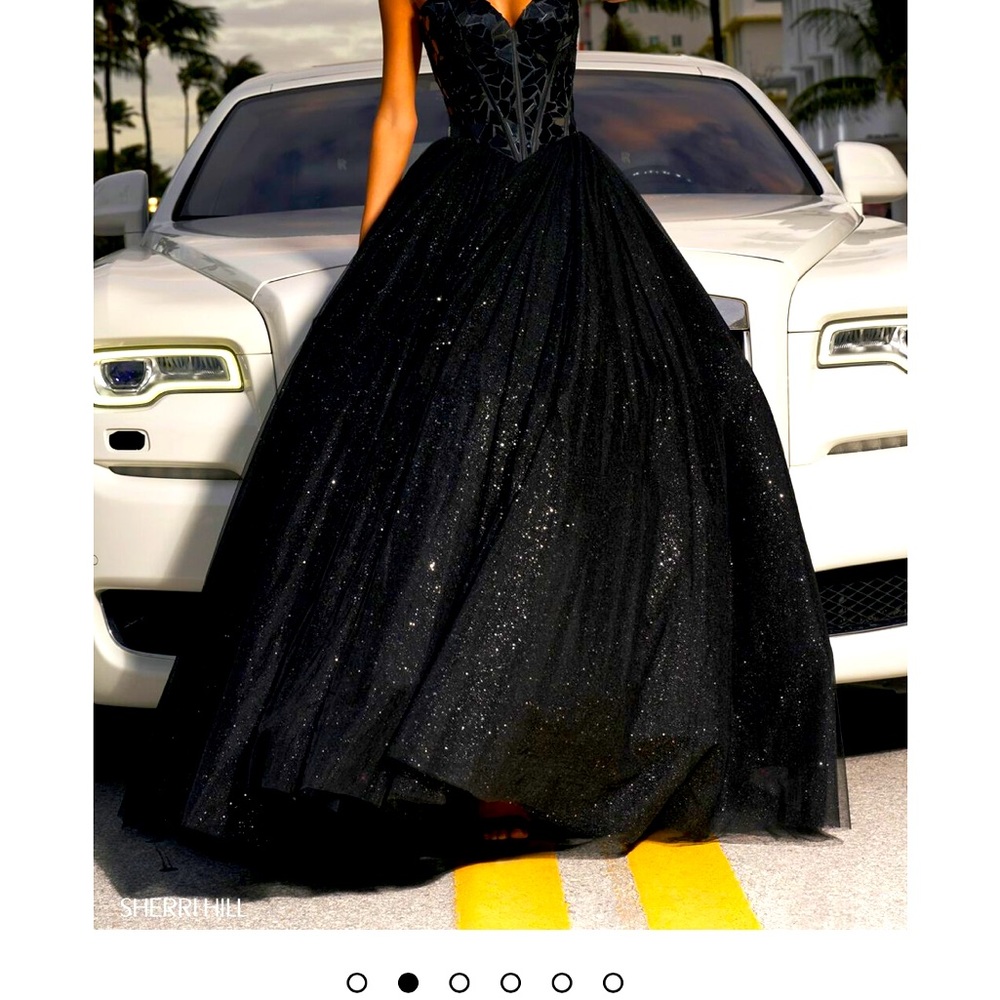 Sherri Hill Ball gown